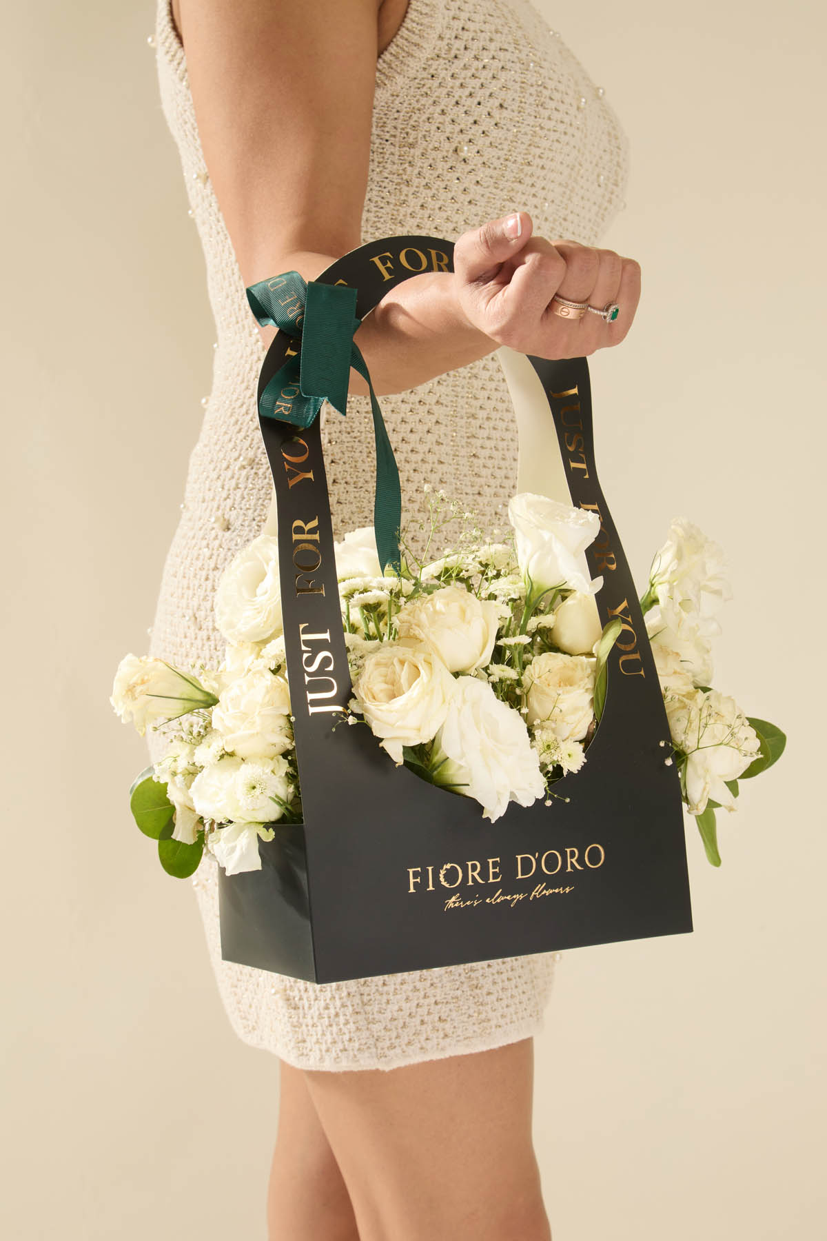 Doro Celeste Tote detail thumbnail